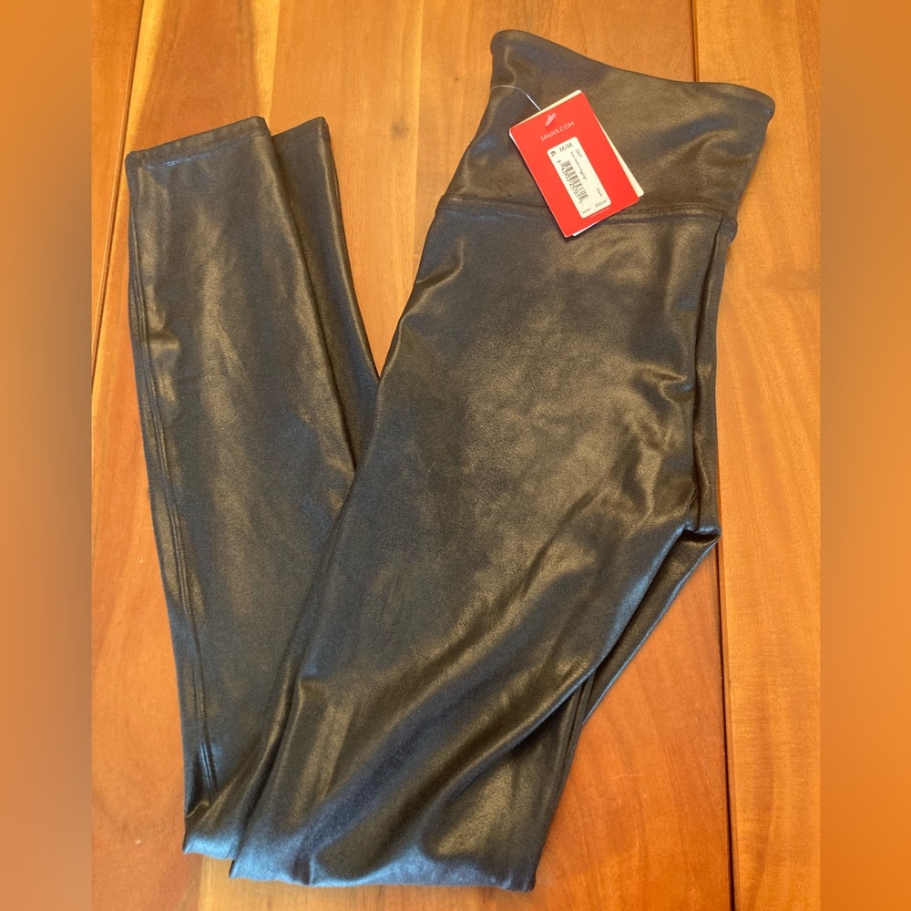 Spanx Faux Leather Black Leggings, NWT, Size M